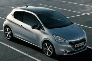 El Peugeot 208 con todo lujo de detalles (en vídeo)