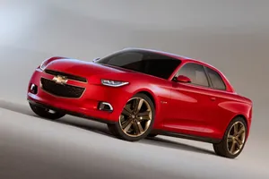 Chevrolet acude a los jóvenes para desarrollar un coche y presenta dos ideas