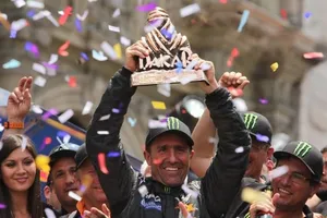 Dakar 2012, Peterhansel y Despress los ganadores en coches y motos