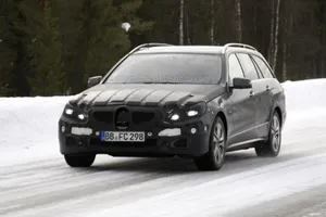 Fotos espía: Mercedes-Benz Clase E restyling