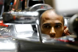 GP Bahrein 2012, Libres 1: Hamilton el más rápido