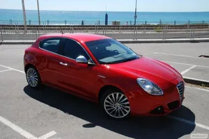 Acudimos a la presentación del Alfa Romeo Giulietta con cambio TCT