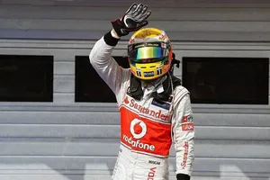 Trabajada victoria de Hamilton en Hungría. Alonso no gana pero amplía ventaja