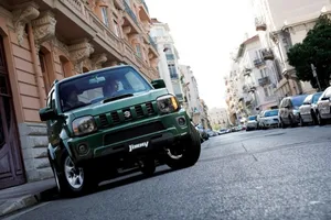 Suzuki Jimny 2013. En España, a partir de  13.210 euros