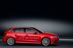 Audi A3 e-tron: prestaciones de deportivo, consumos de híbrido.