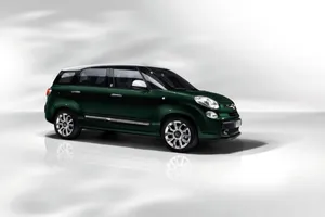 Fiat 500L Living, datos e imágenes oficiales