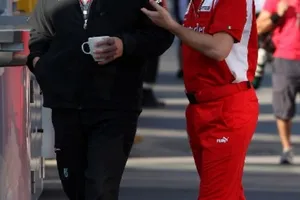 Mercedes se declara inocente y ataca a Ferrari