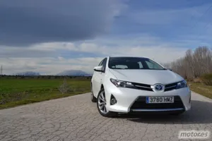 Prueba Toyota Auris Hybrid Advance