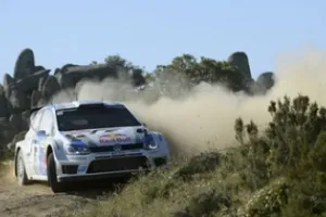 Ogier gana el Rally de Finlandia y Dani Sordo acaba quinto