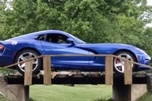 Una pareja de Texas compra 65 Viper en siete años