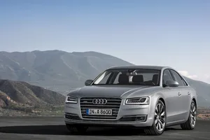 El Audi A8 2014 comienza su comercialización 