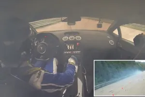 Un Lamborghini Gallardo cruza la meta en llamas a 402 km/h