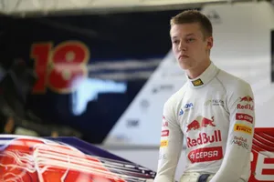 Ni Da Costa, ni Sainz: Daniil Kvyat, nuevo piloto de Toro Rosso para 2014