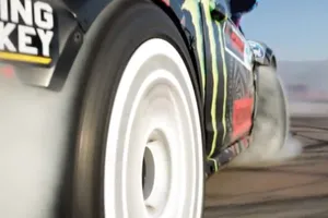 Ken Block nos muestra un adelanto de su nueva Gymkhana