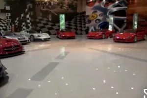 Un vistazo a la SBH Royal Auto Gallery de Abu Dhabi, exclusivos superdeportivos por doquier