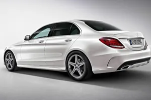 Así es el Mercedes Clase C 2014 con pack AMG Line