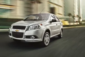 México - Noviembre 2013: El Chevrolet Aveo sube al primer puesto