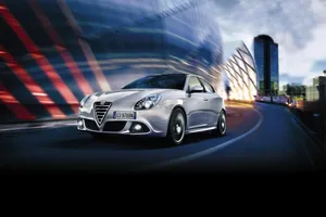 Alfa Romeo Giulietta Super 2014, a la venta desde 14.990 euros