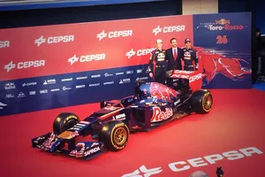 Presentación del nuevo Toro Rosso F1 2014, el STR9