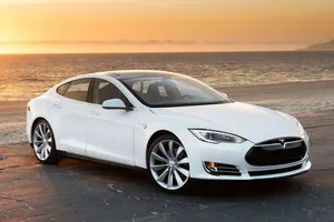 Noruega - Diciembre 2013: Tesla Model S, el más vendido