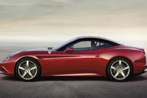 Ferrari California 2014, nuevas imágenes