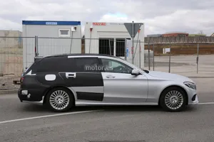 Mercedes Clase C Estate 2015, nuevas imágenes con menos camuflaje