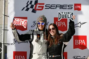 Laia Sanz se atreve con los coches y gana The Duelo - The Ice Girls