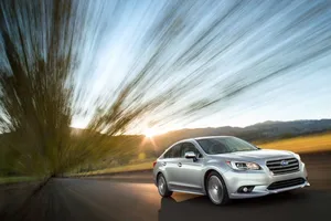 Subaru Legacy 2015, una renovación continuista