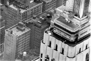 Ford Mustang en el Empire State, celebrando los 50 años