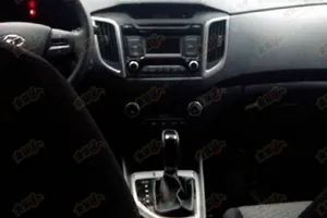 Hyundai ix25, imágenes del interior se filtran en internet (+ una del exterior falsa)
