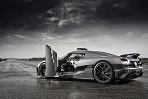 Koenigsegg trabaja en un modelo de acceso