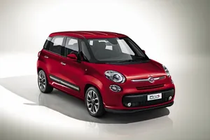 Italia - Marzo 2014: El Fiat 500L enamora a los italianos