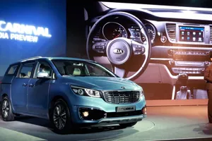 KIA presenta el Carnival 2014