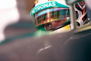 Hamilton y Rosberg bajan de 70 segundos por primera vez desde 2003