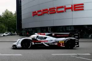La curiosa bienvenida de Audi a Porsche, tras su retorno a Le Mans