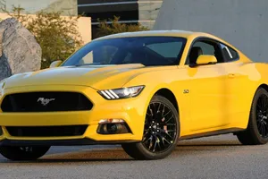 El Ford Mustang 2015 empieza a fabricarse para Norteamérica