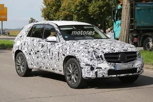 El Mercedes GLC 2015 descubierto con menos camuflaje