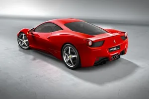 Ferrari 458 Italia, a revisión por riesgo de quedar encerrado en el maletero