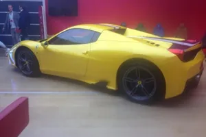 Ferrari 458 Speciale Spider, primeras imágenes filtradas