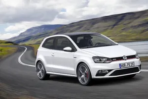 Volkswagen Polo GTI 2015, con nuevo diseño y motor 1.8 TSI de 192 CV