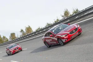 El fin de semana de los récords del Mazda 6