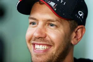 Vettel deja Red Bull en dirección a Ferrari