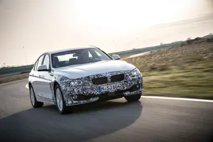 BMW Serie 3 híbrido Plug-In, primeros datos e imágenes