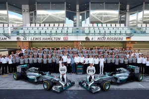 El 'campeonísimo' Mercedes: una temporada de récords