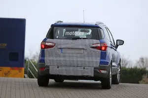 El Ford Ecosport 2015 perderá la rueda de repuesto exterior