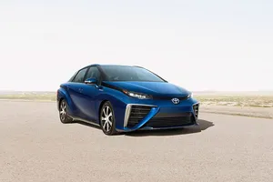 El FCV ya tiene nombre definitivo, será el Toyota Mirai
