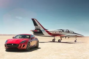 Nuevo Jaguar F-Type R AWD Coupé, los beneficios de la tracción total (con vídeo)