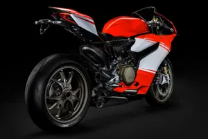 Ride presenta la Ducati 1199 Superleggera