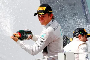 Rosberg busca aliados para proclamarse campeón