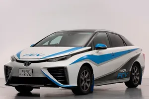 Toyota FCV, el coche más limpio del Rally de Shinshiro, Japón